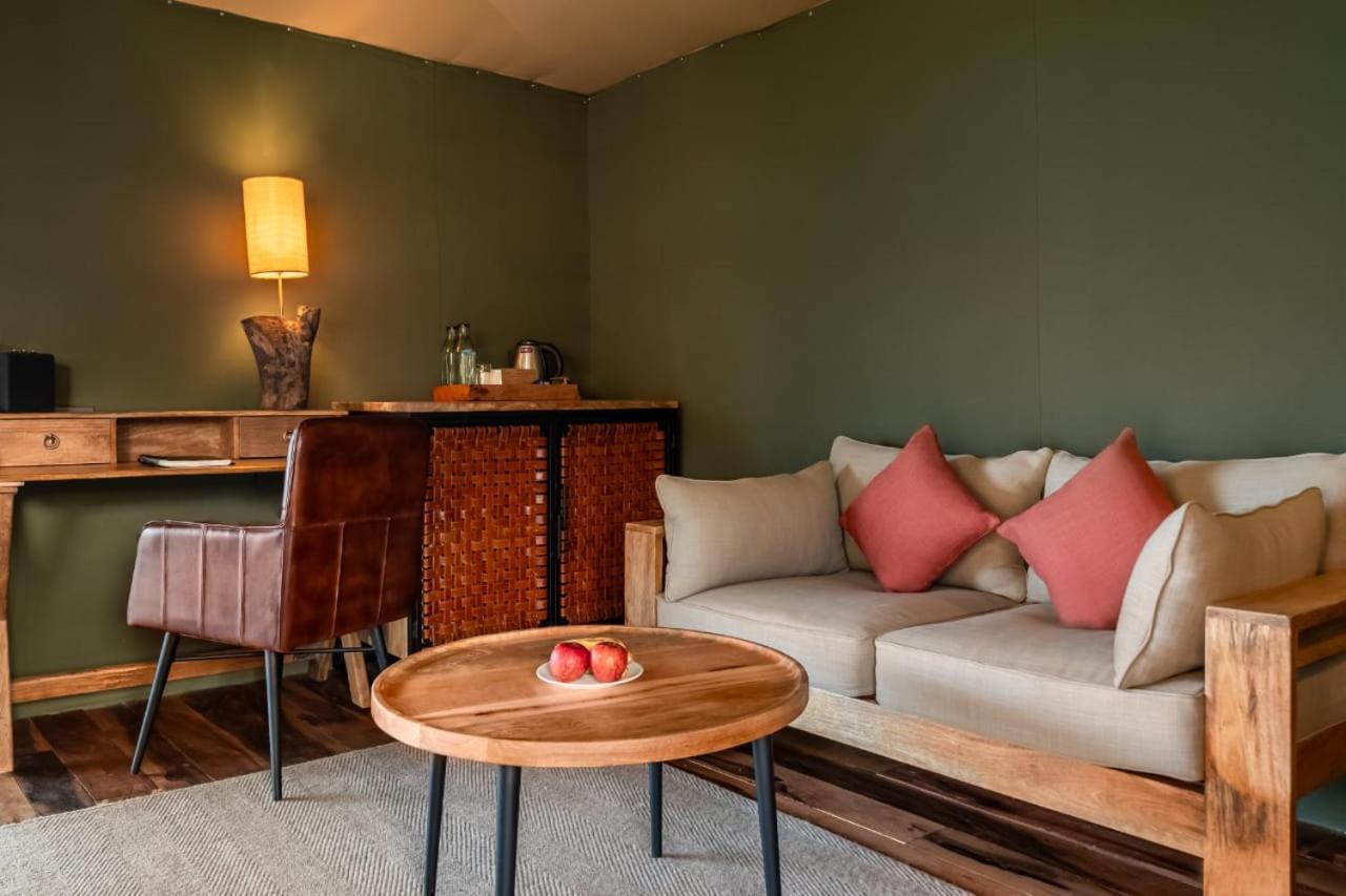Hotel Trees N Tigers, Tadoba Kolāra Zewnętrze zdjęcie